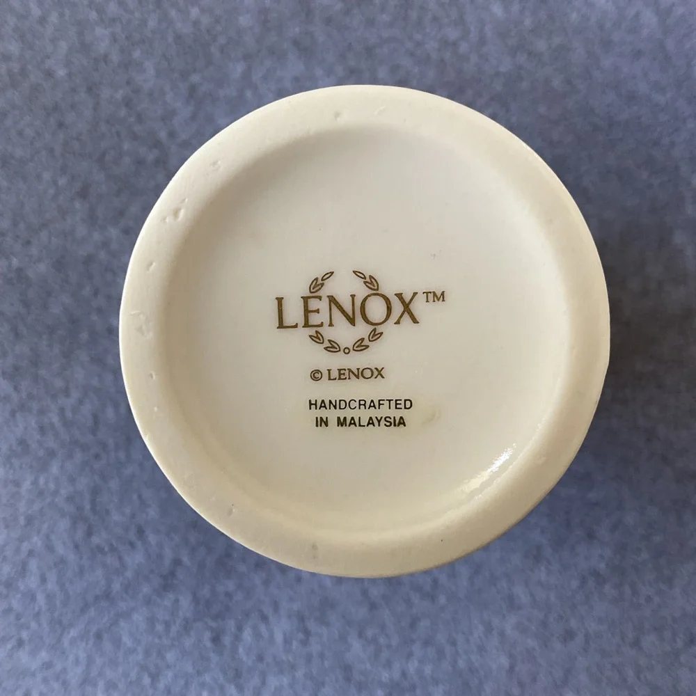 LENOX Rose Blossom Ivory 24 Karat Gold Trim Bud Vase 6